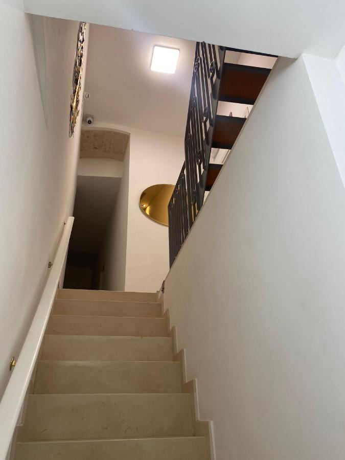 Dimora Del Carmine Hotel Bari Ngoại thất bức ảnh