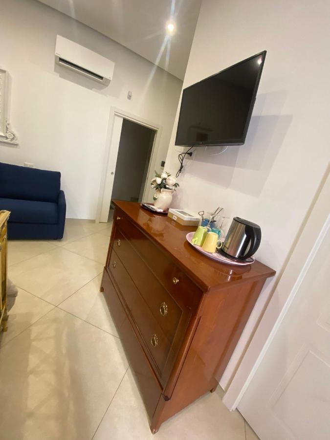Dimora Del Carmine Hotel Bari Ngoại thất bức ảnh